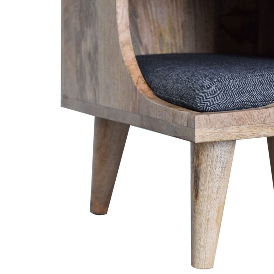 in1702 nordic style cut out pet bed