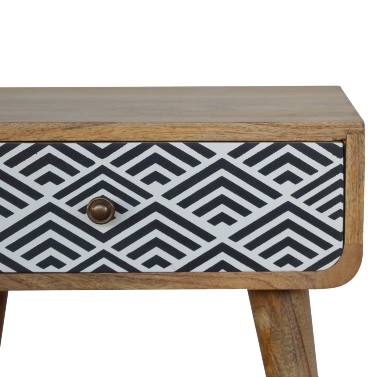 in828 monochrome print bedside