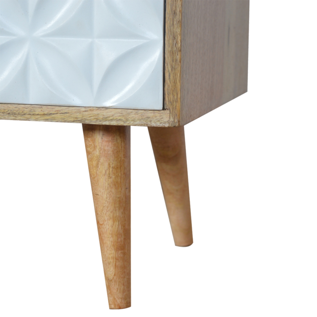 in946 diamond carved media unit