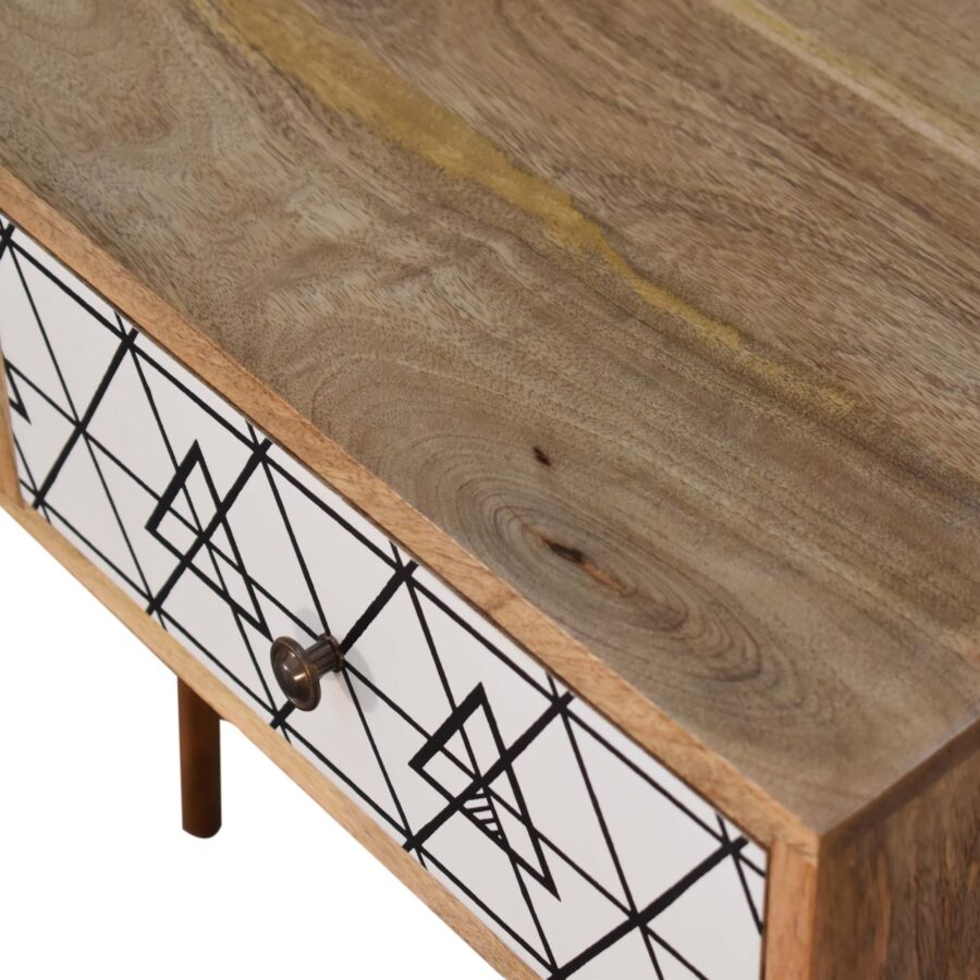 in1559 triangular console table