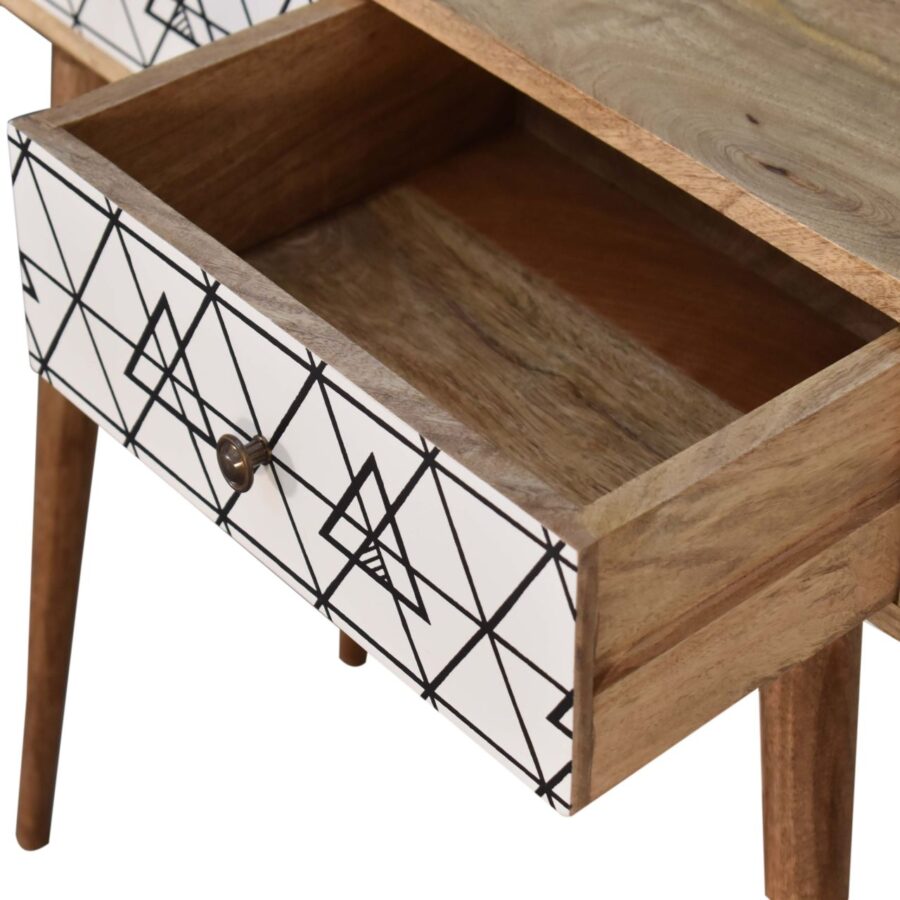 in1559 triangular console table